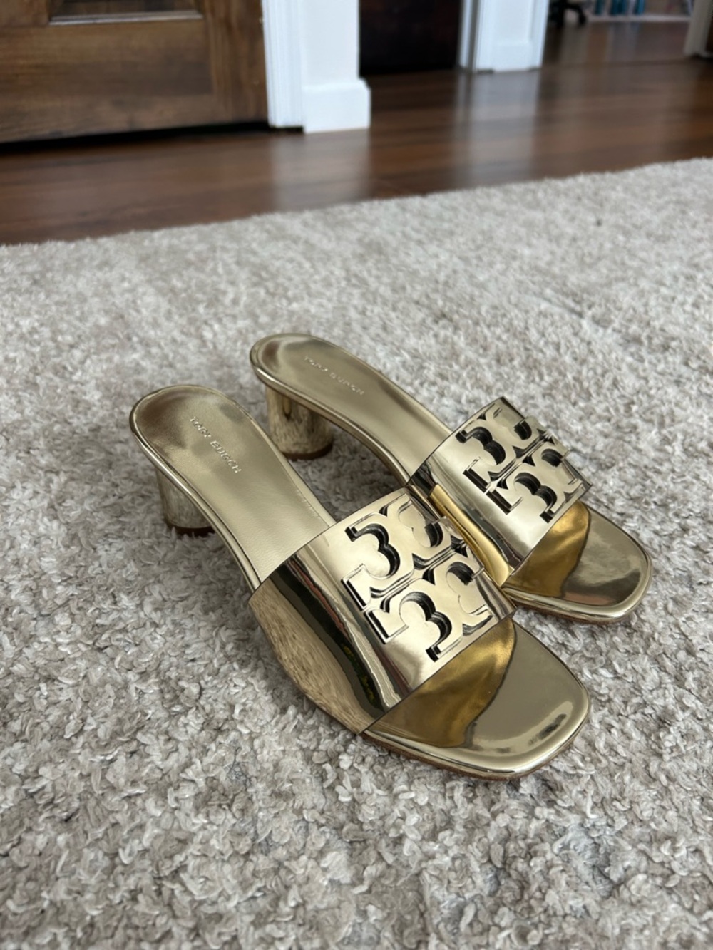 Tory Burch Ines Metallic Gold Slide Heal Sandals with Logo Brand New!